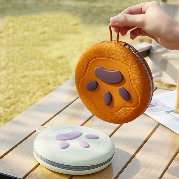 Gamelle silicone pliable pour chien pratique