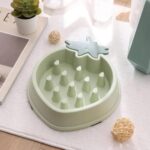 gamelle anti glouton fraise pour chiens et chats