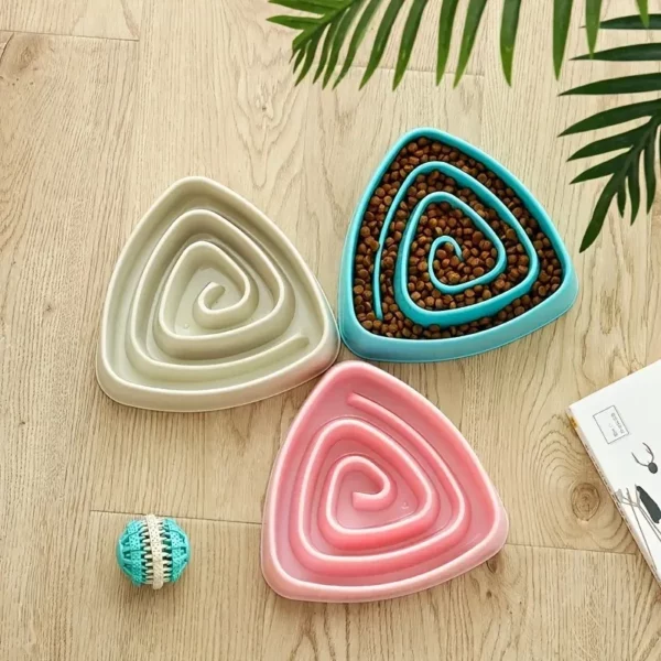 gamelle anti glouton triangle pour animaux