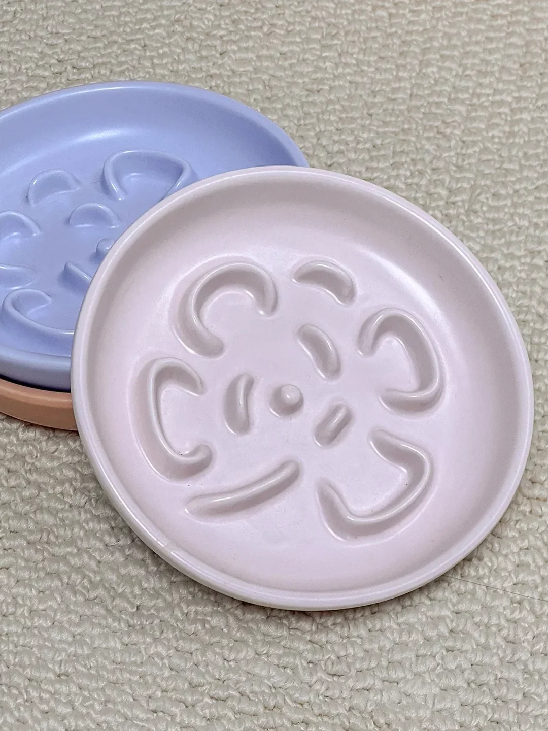 gamelle anti glouton céramique trèfle pour chien et chat